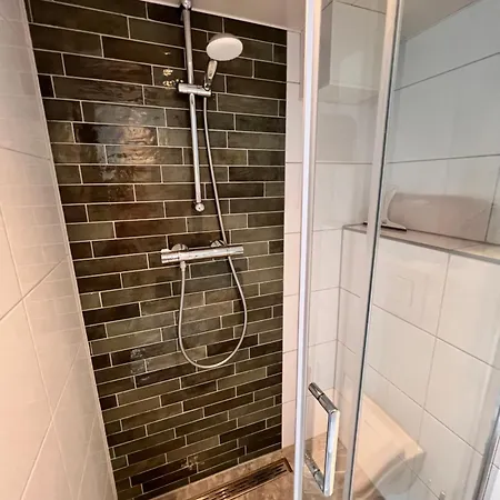 招待所 Lingeliefde Complete Met Eigen Keuken En Badkamer 3*