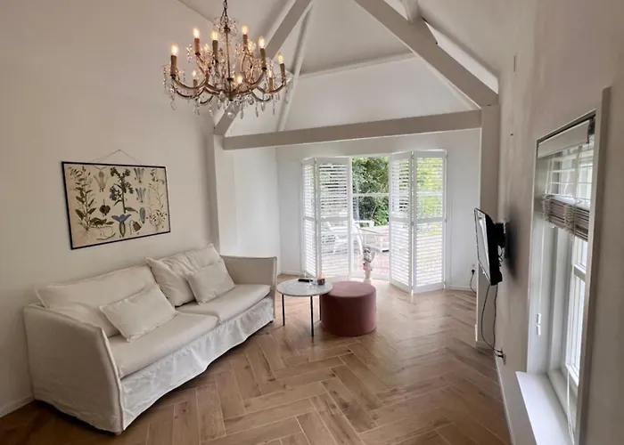 Lingeliefde Complete Met Eigen Keuken En Badkamer Pensjonat 3*