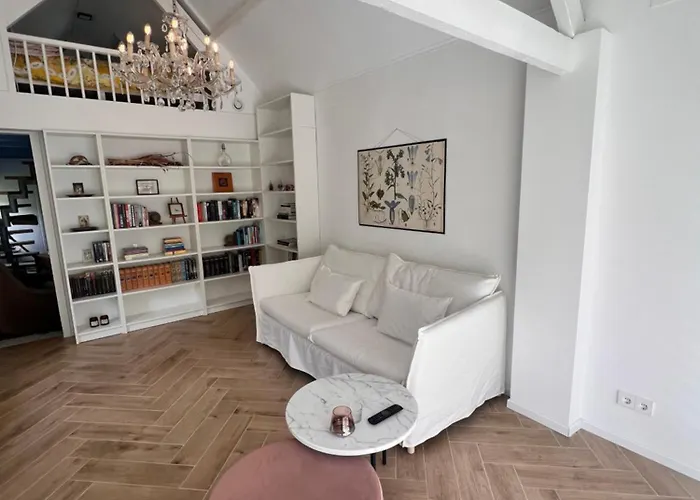 Pensjonat Lingeliefde Complete Met Eigen Keuken En Badkamer 3*