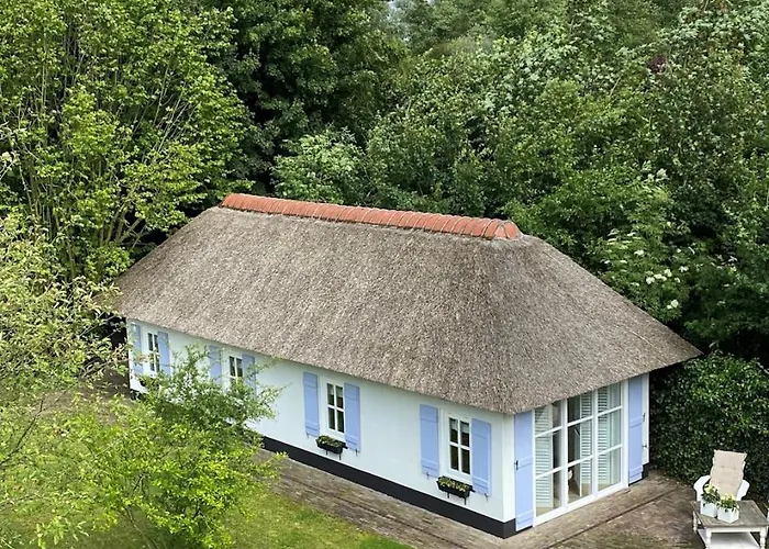 Lingeliefde Complete Met Eigen Keuken En Badkamer Pensjonat Acquoy