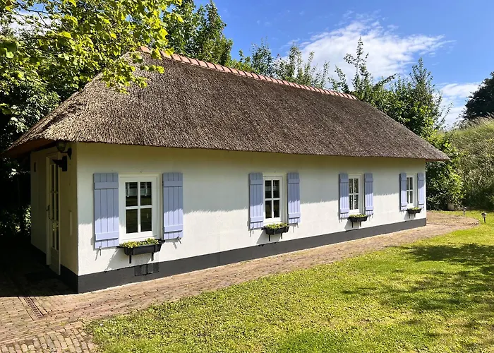 Lingeliefde Complete Met Eigen Keuken En Badkamer