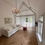 Lingeliefde Complete Met Eigen Keuken En Badkamer Πανσιόν 3*