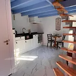 Lingeliefde Complete Met Eigen Keuken En Badkamer Πανσιόν