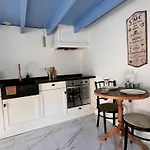 Πανσιόν Lingeliefde Complete Met Eigen Keuken En Badkamer 3*