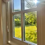 Lingeliefde Complete Met Eigen Keuken En Badkamer Πανσιόν Acquoy