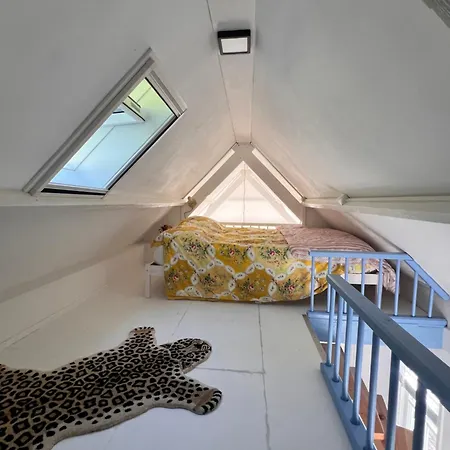 Lingeliefde Complete Met Eigen Keuken En Badkamer 3* Acquoy