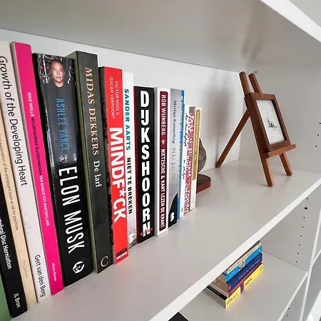 Lingeliefde Complete Met Eigen Keuken En Badkamer Pensión 3*