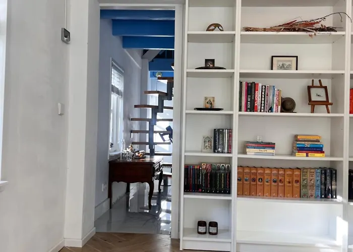 Lingeliefde Complete Met Eigen Keuken En Badkamer Acquoy