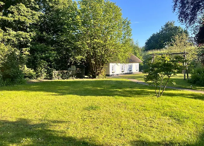 Lingeliefde Complete Met Eigen Keuken En Badkamer 3* Acquoy