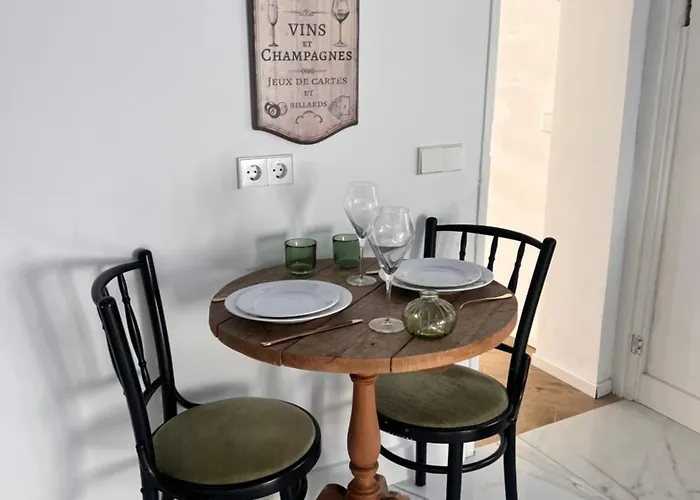 Lingeliefde Complete Met Eigen Keuken En Badkamer